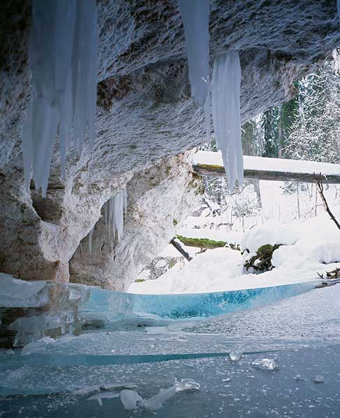 Вход в Ломоносовскую пещеру