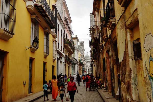 Улица в историческом центре Гаваны