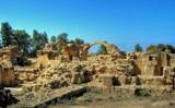 Античные развалины в городе Пафос