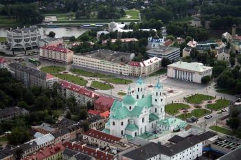 Центр города Гродно. Вид на кафедральный собор